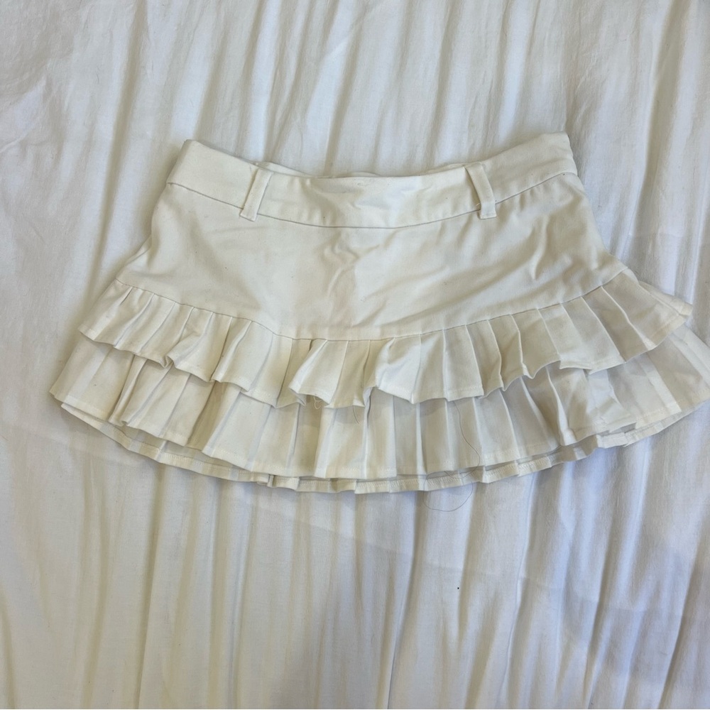 Hollister Cream Tiered Ruffle Mini Skirt